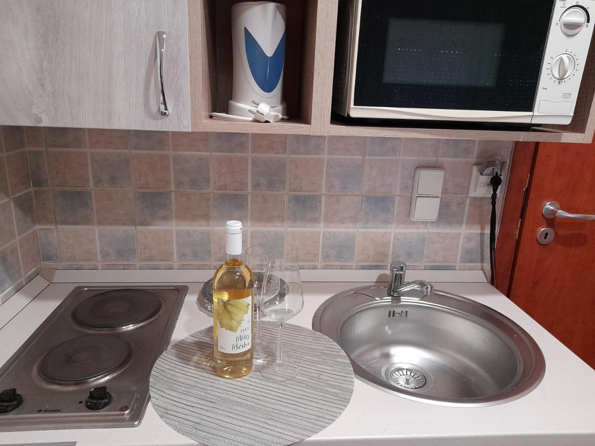 Andrea Apartman Hajdúszoboszló Exterior foto