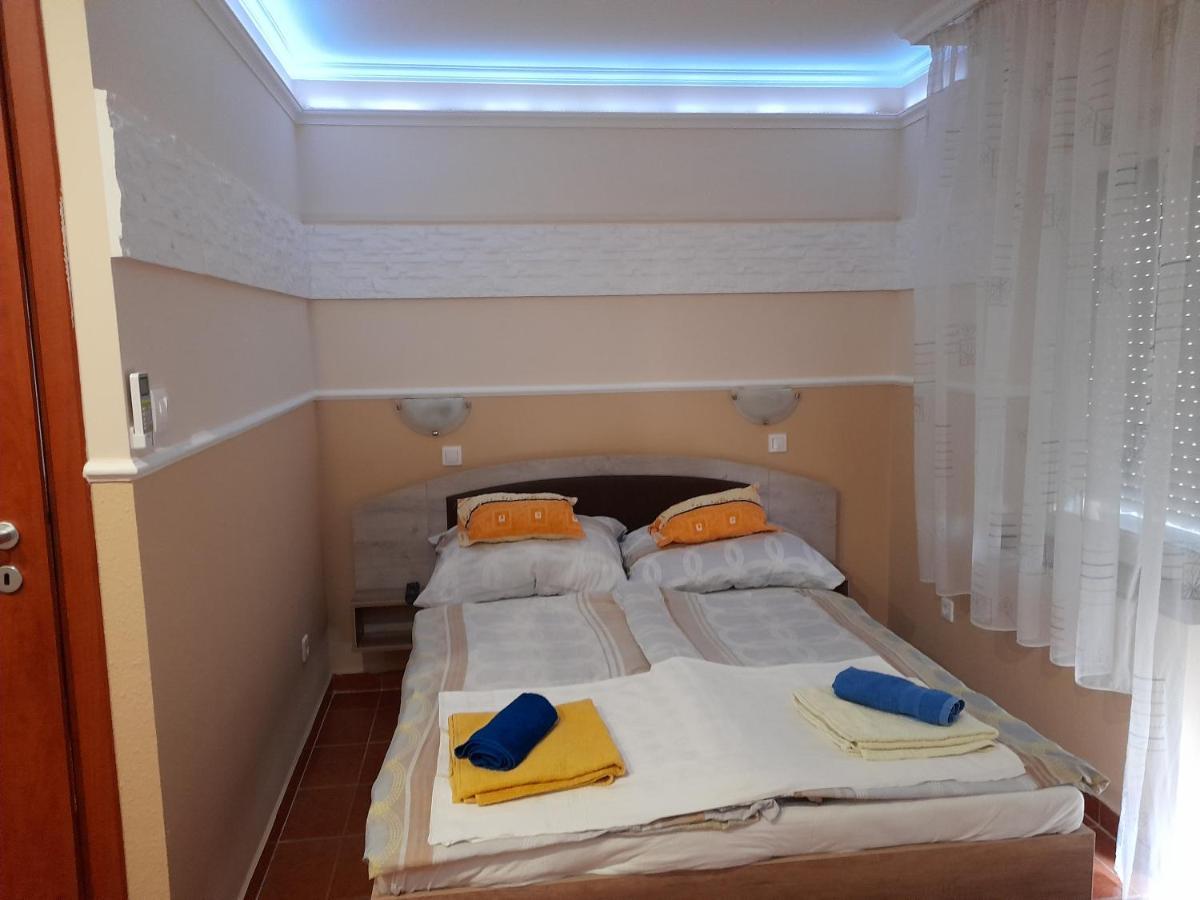 Andrea Apartman Hajdúszoboszló Exterior foto