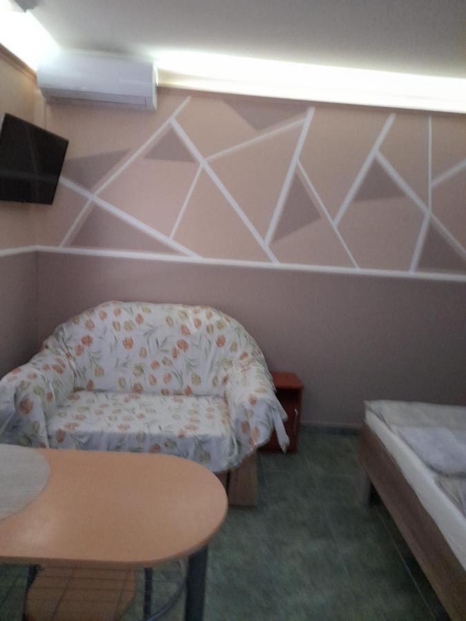 Andrea Apartman Hajdúszoboszló Exterior foto
