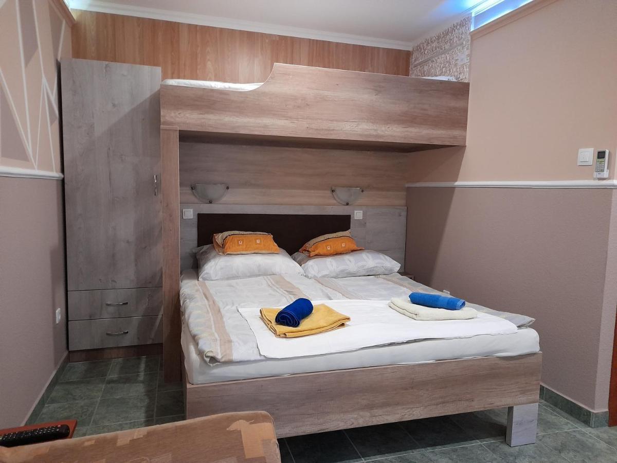 Andrea Apartman Hajdúszoboszló Exterior foto